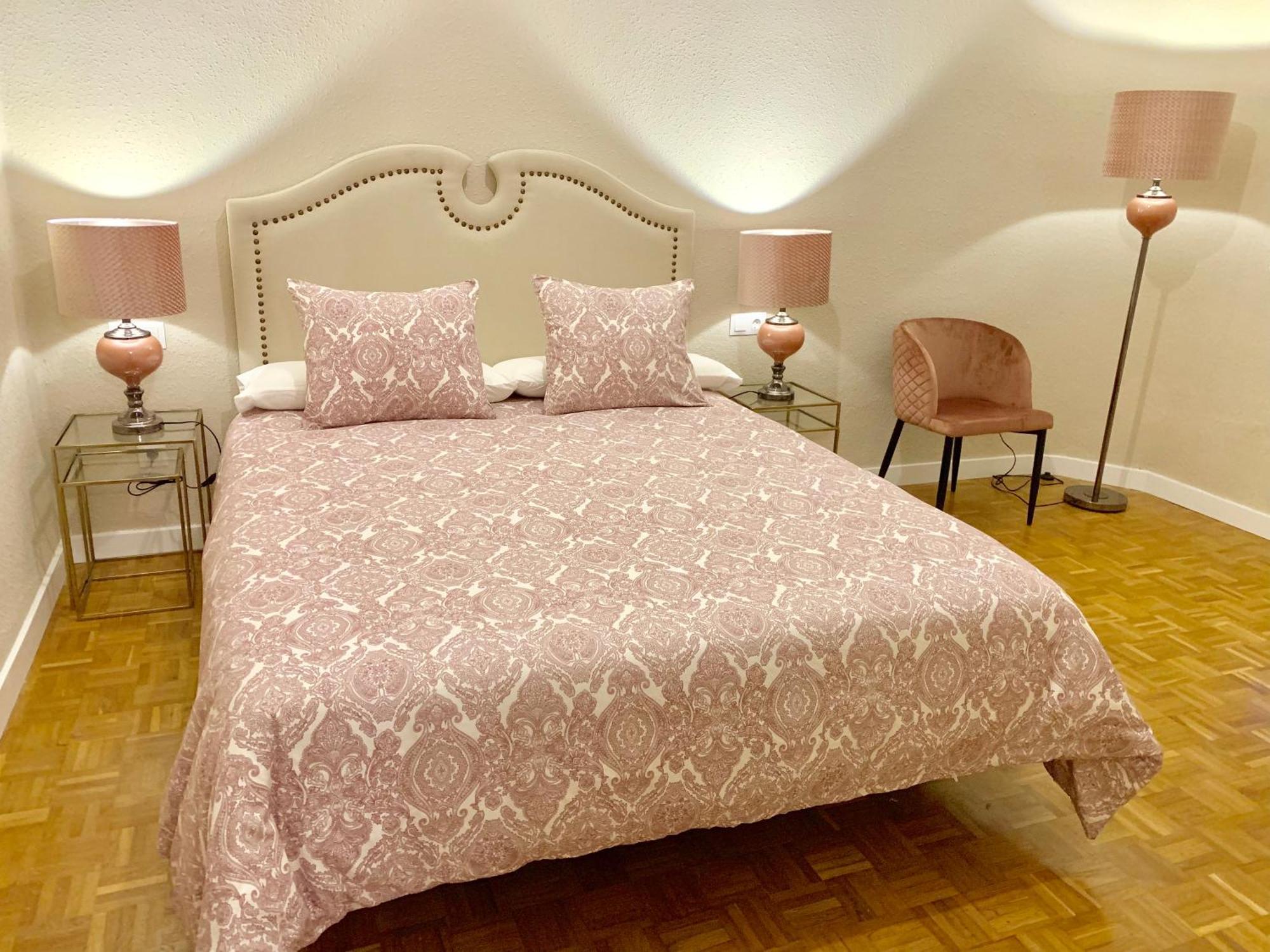 Hotel Hi Cánovas *